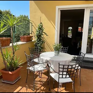 Comfort Astoria Palace Bed and breakfast